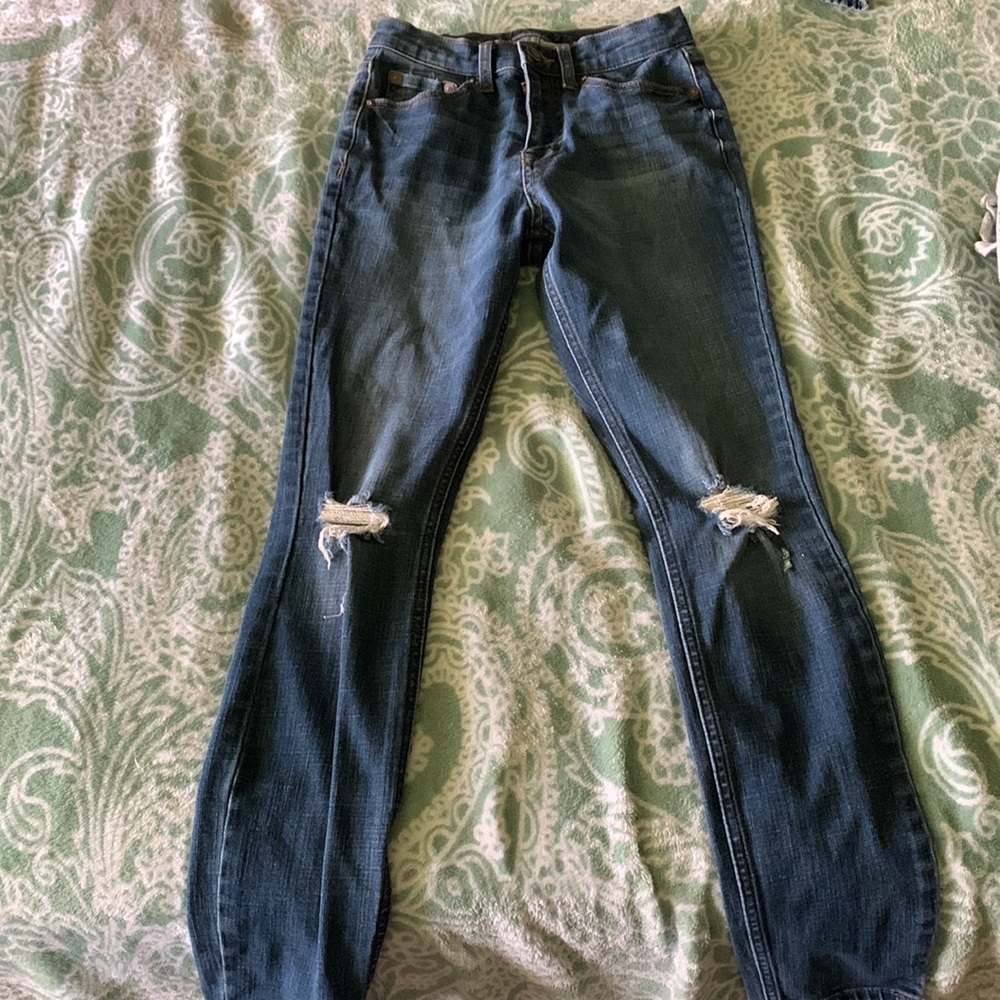 Aeropostale skinny jeans size 2